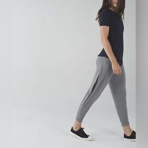 Lululemon Superb Open Pant Side Leg Flowy Yoga Pilates Pant